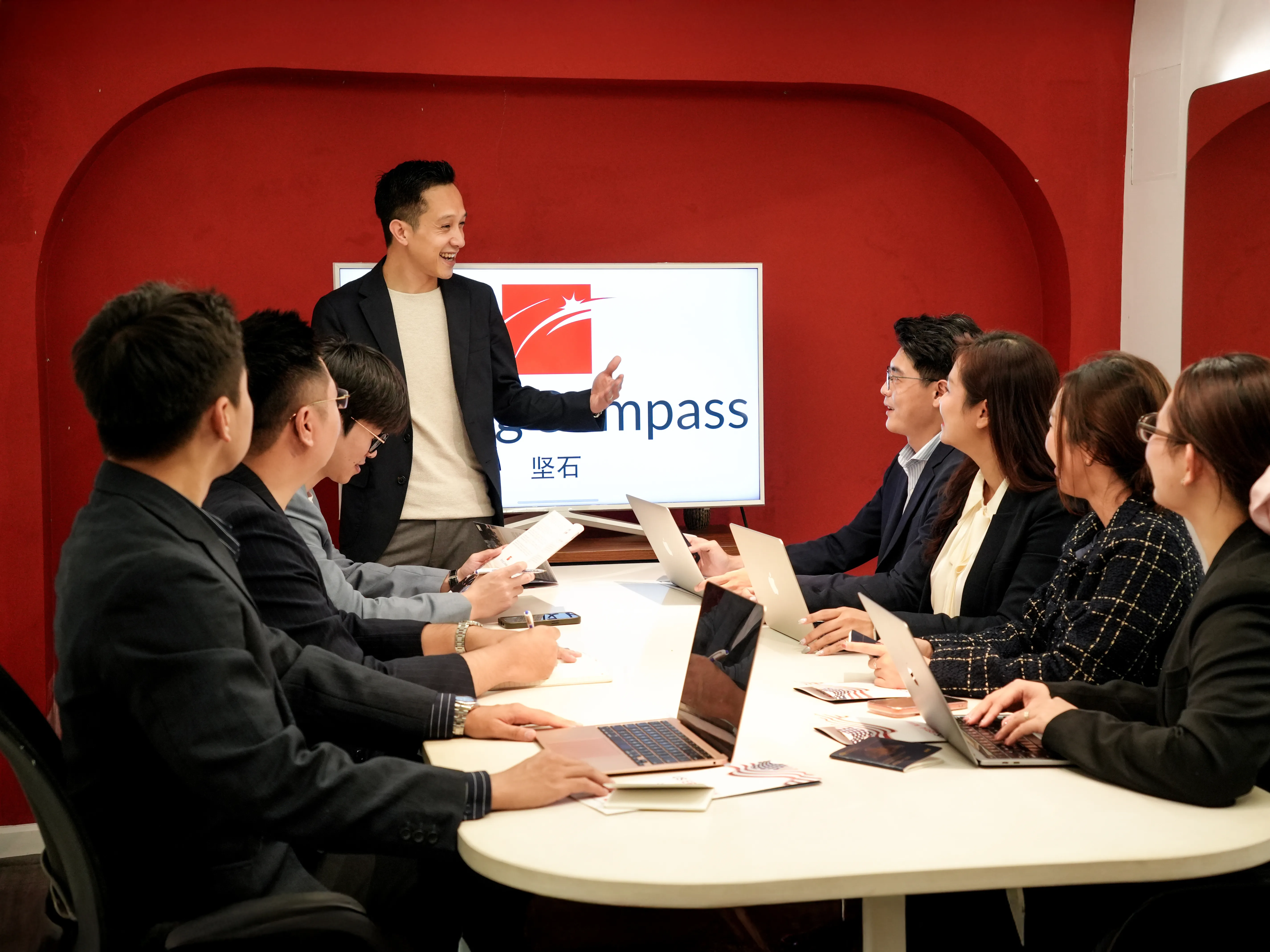 StrongCompass Việt Nam